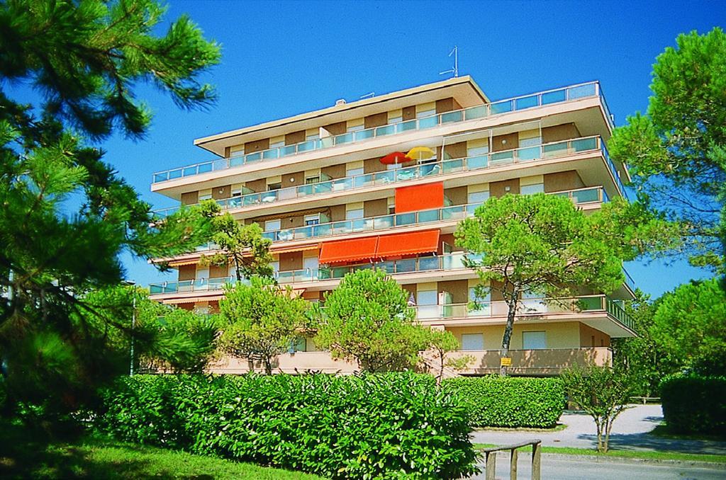 Lignano Pineta With Air Conditioning&Washing Machine Apartment Lignano Sabbiadoro Exterior photo